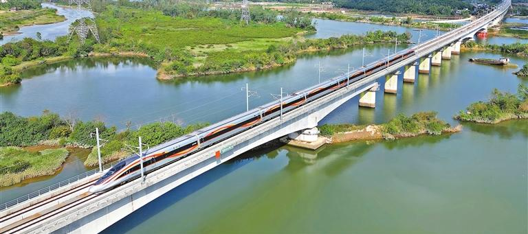 신규 철도 구간 개통으로 선전–산터우 이동 시간 99분으로 단축